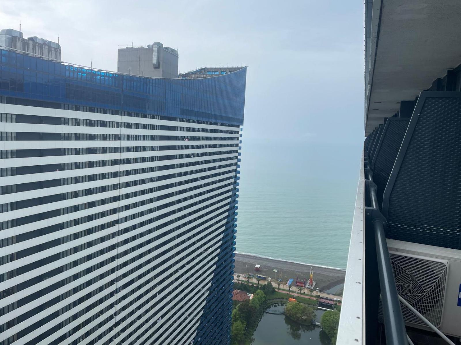 Black Sea Batumi Hotel Orbi City Zewnętrze zdjęcie